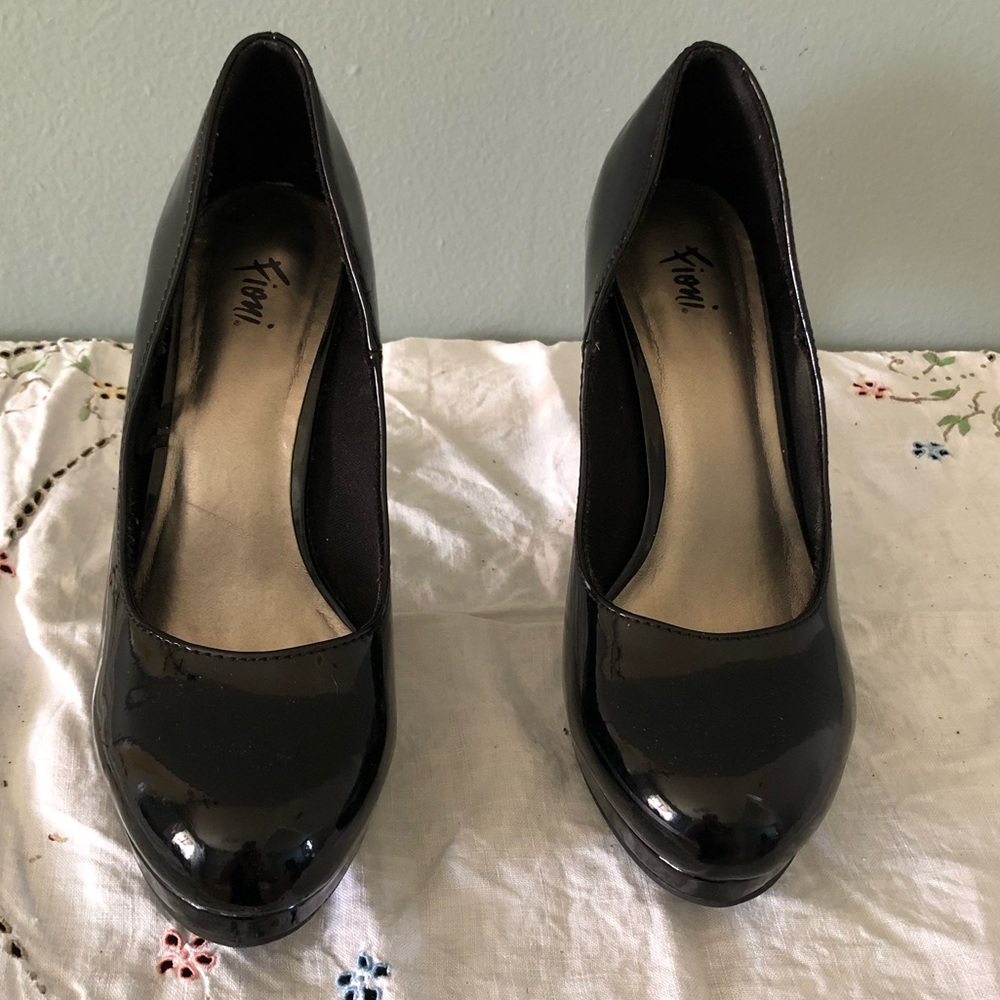 Black heels